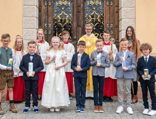 Pfarrkuratie Zangberg feierte Erstkommunion
